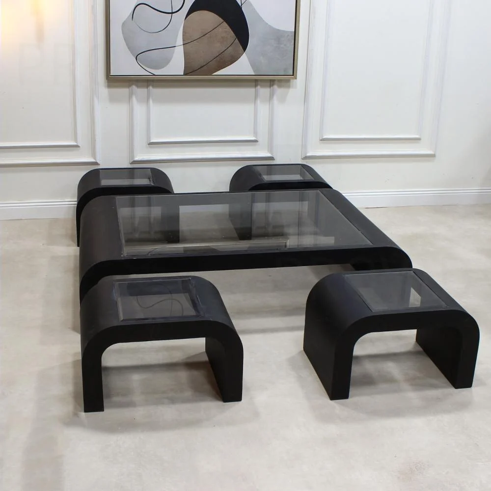 طقم طاولة مع 4 خدمة بسطح خشبي وقاعدة خشبية بتصميم مخروطي - الصورة 5