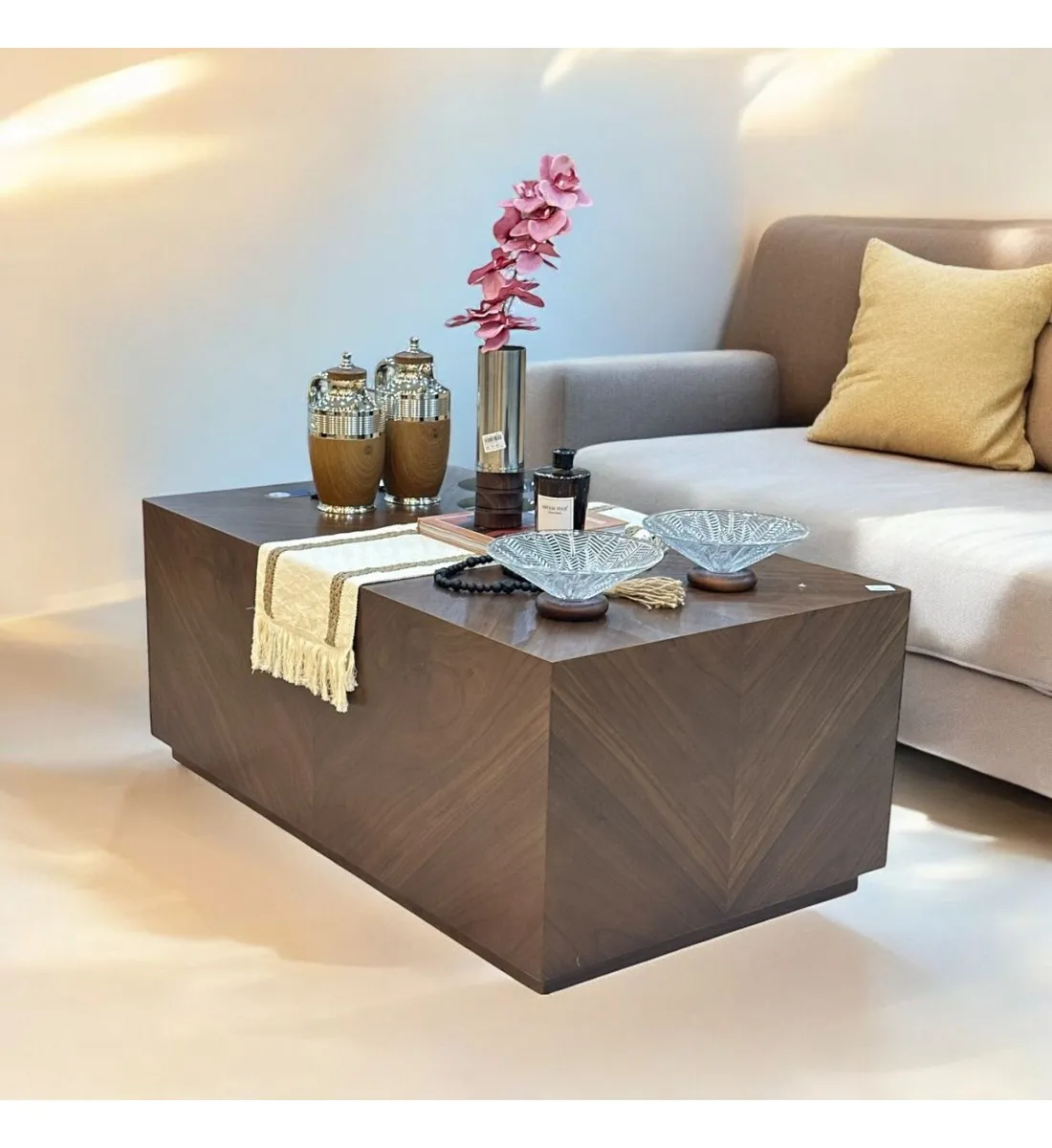 🌰 طاولة خشب بقشرة الجوز الطبيعي – أناقة فاخرة بلمسة طبيعية - الصورة 3