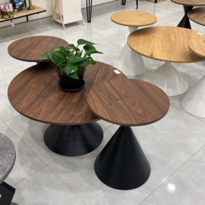 طاولة ضيافة